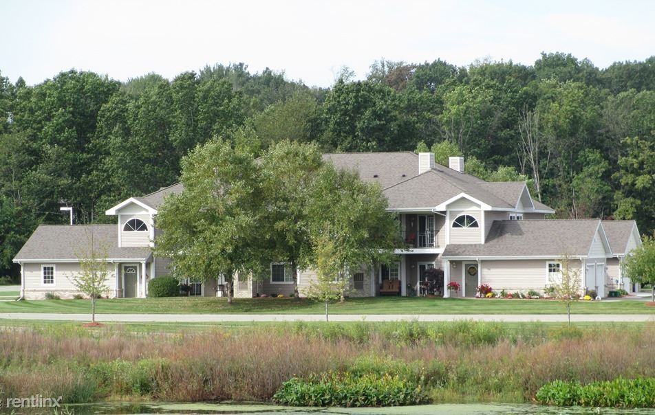 Meadow Ridge Apartments & Townhomes - Photo 3 of 9