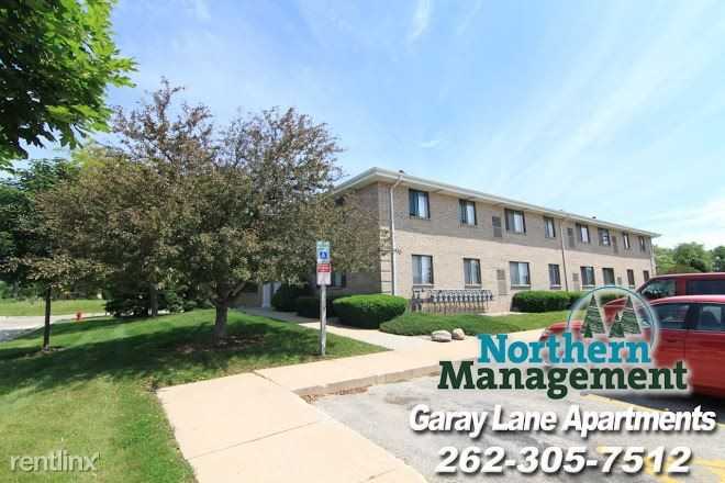 1470 Garay Ln - Photo 3 of 9