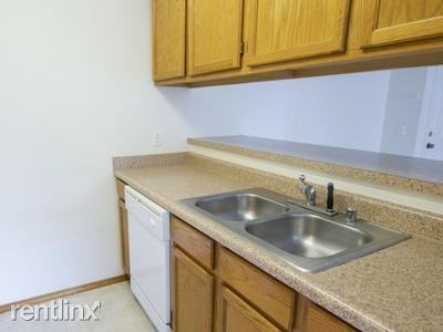 La Maisonnette Apartment Homes - Photo 3 of 10