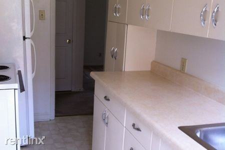 Sargent Apartments - Photo 2 of 7