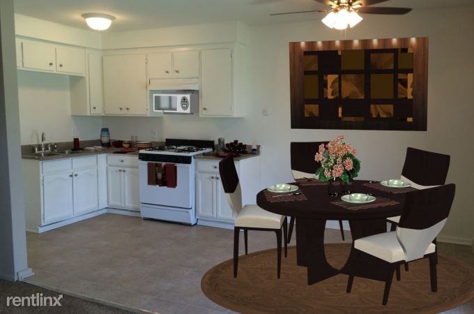 815 N Rose Ave - Photo 2 of 10