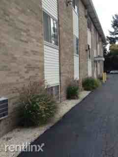 Riverview Club Apartments - Photo 2 of 12