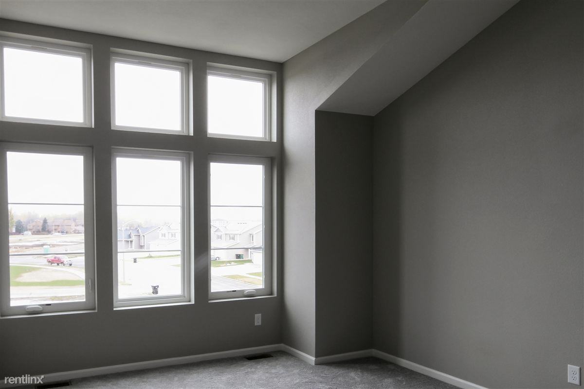 3206 Kenner Loop - Photo 3 of 12