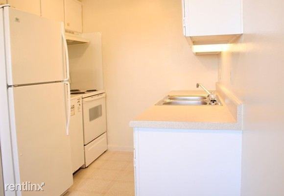 Louise Apartments - Photo 3 of 6