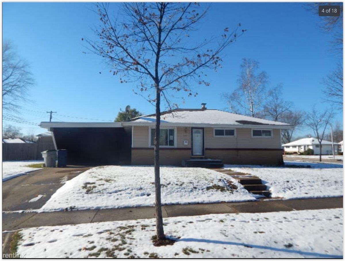 6179 N 87th St - Photo 2 of 13