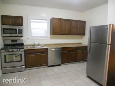 303 Lexington Ave - Photo 2 of 8