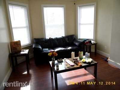 303 Lexington Ave - Photo 3 of 8