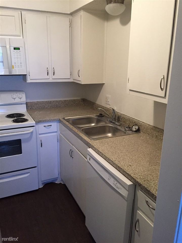 Bainbrook Apartments - Photo 2 of 14