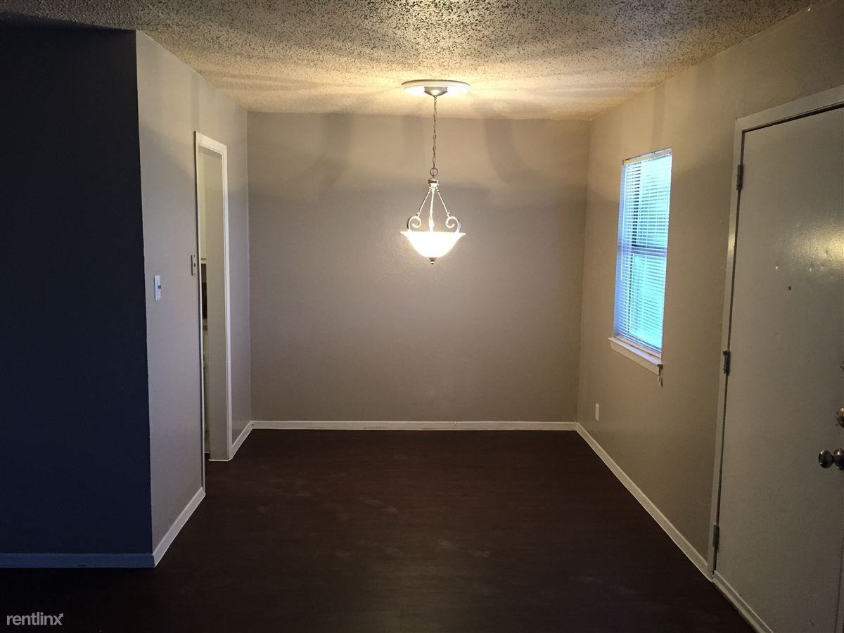 Bainbrook Apartments - Photo 3 of 14