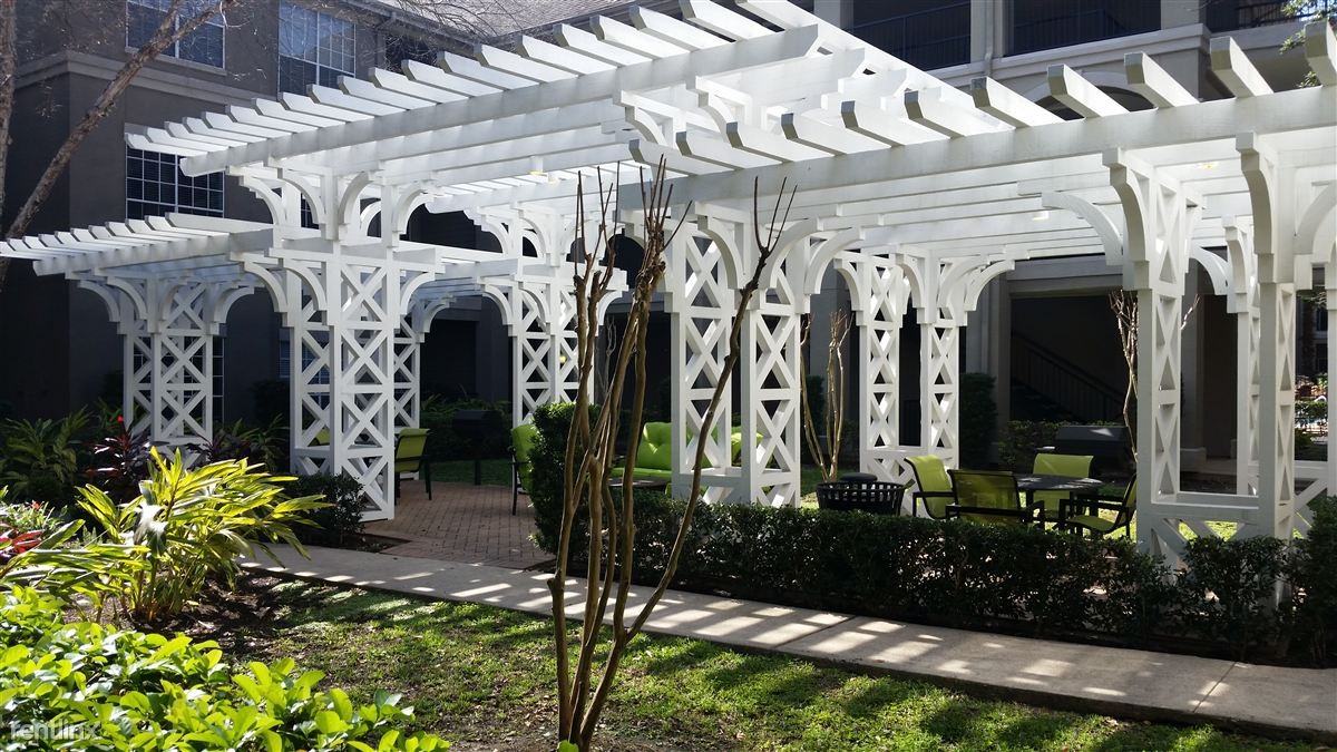 12 Oak Pl - Photo 2 of 5