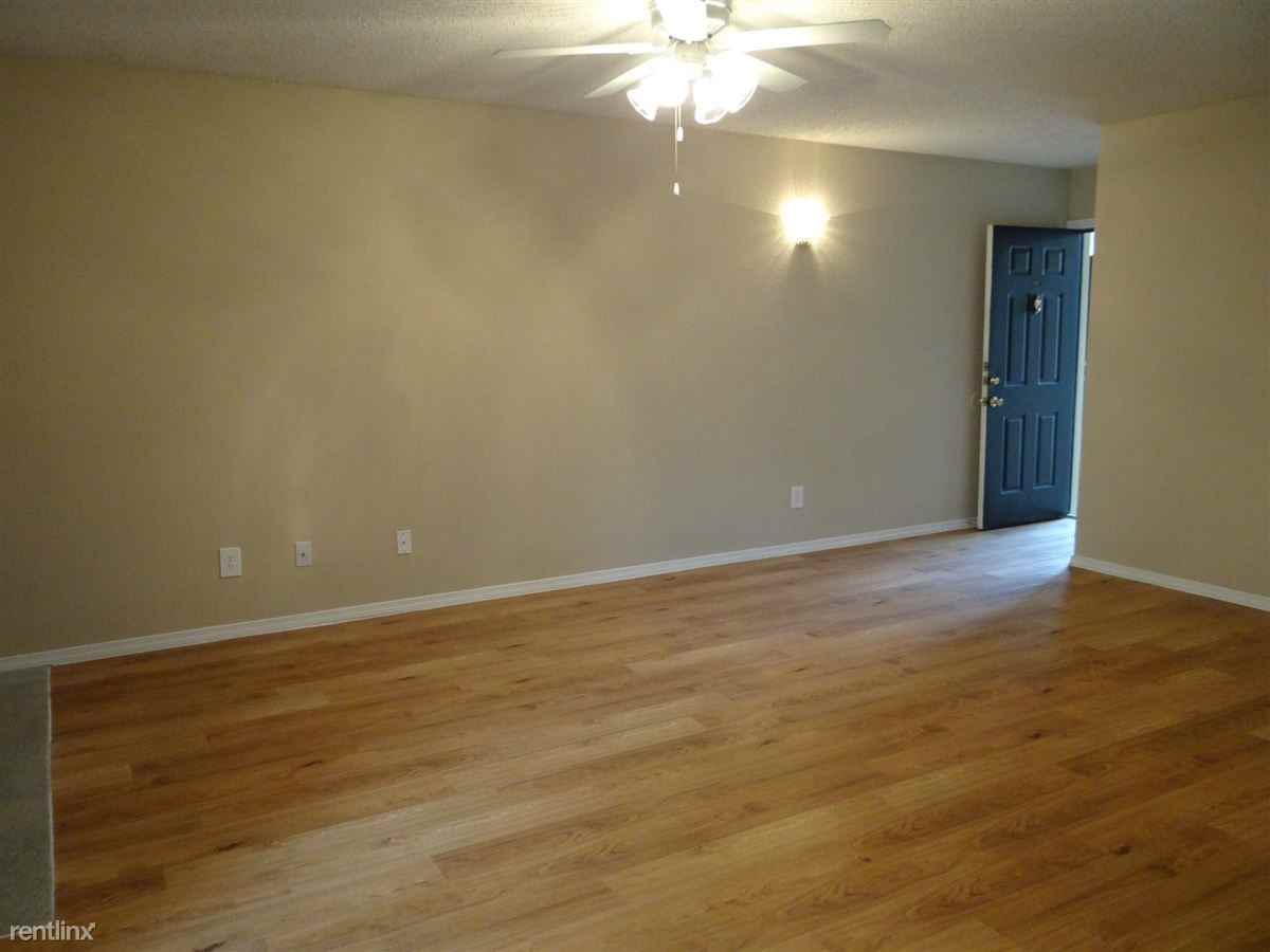 14609 Chimney Meadow St - Photo 2 of 11