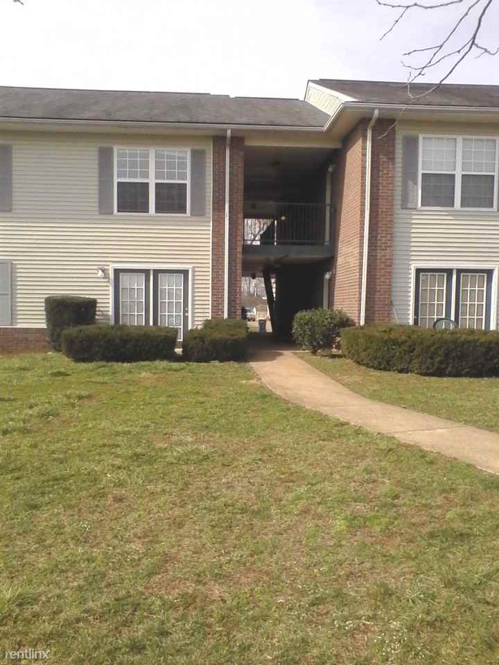 Holly Hills Apartments - Photo 3 of 4