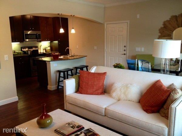 2951 North Loop 336 West - Photo 2 of 22