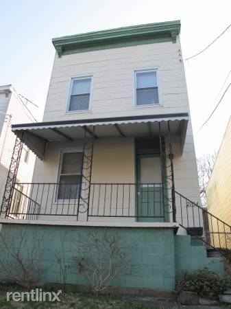 2734 Coy St - Photo 2 of 10