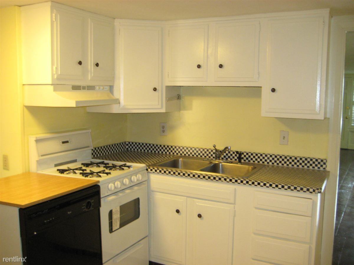 36 John St - Photo 3 of 5