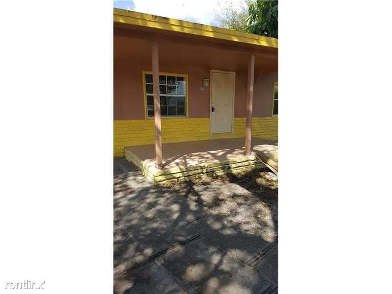 5821 Mayo St - Photo 2 of 13