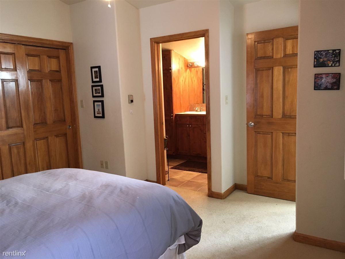 1090 Vail View Dr - Photo 3 of 16