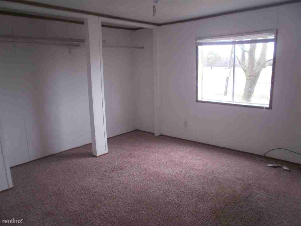 223 Cub Ln, Birch Run, MI 48415 2 Bedroom Apartment for Rent PadMapper