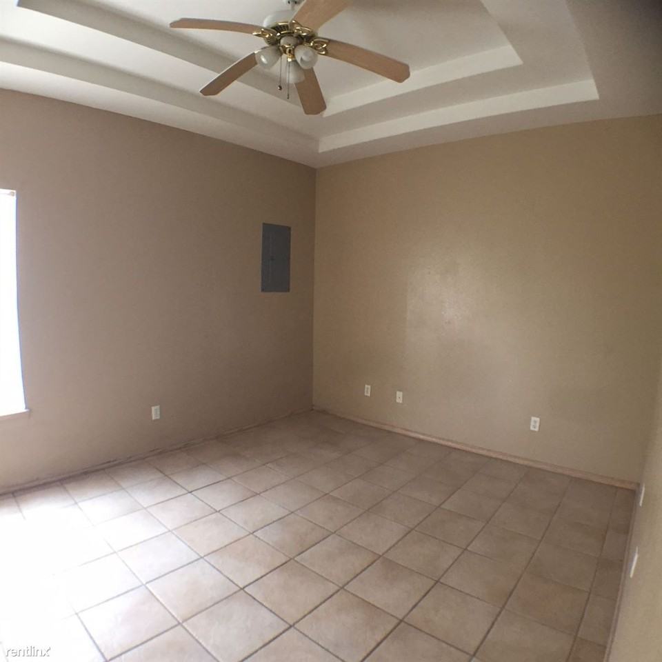 7501 Clavel Rd #7 - Photo 2 of 7