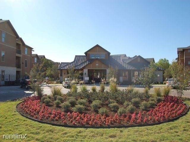 1320 Austin Hwy #1835