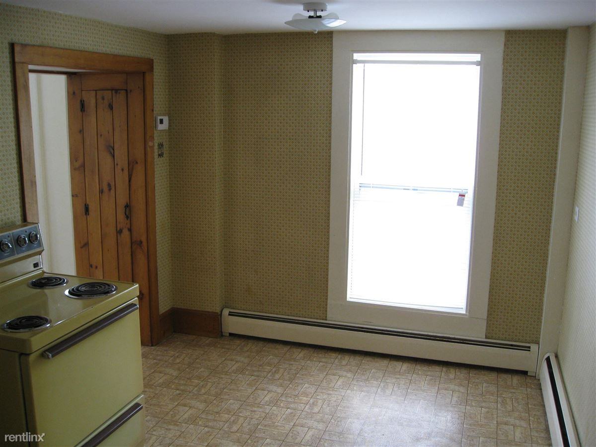 Pembroke Commons - Photo 3 of 7