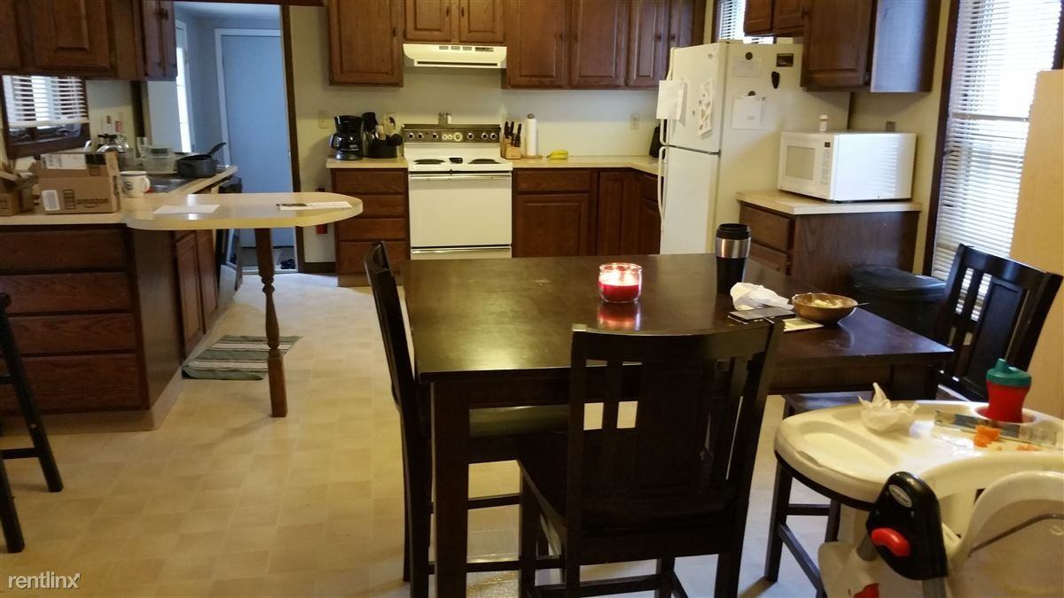 3958 S Ruess Rd - Photo 2 of 7