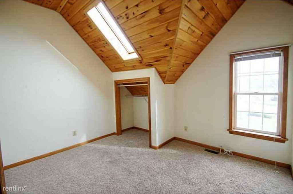 81 Glasgow St - Photo 3 of 9