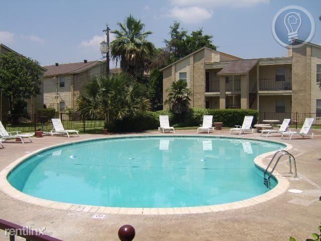 410 Ingram Path - Photo 3 of 6