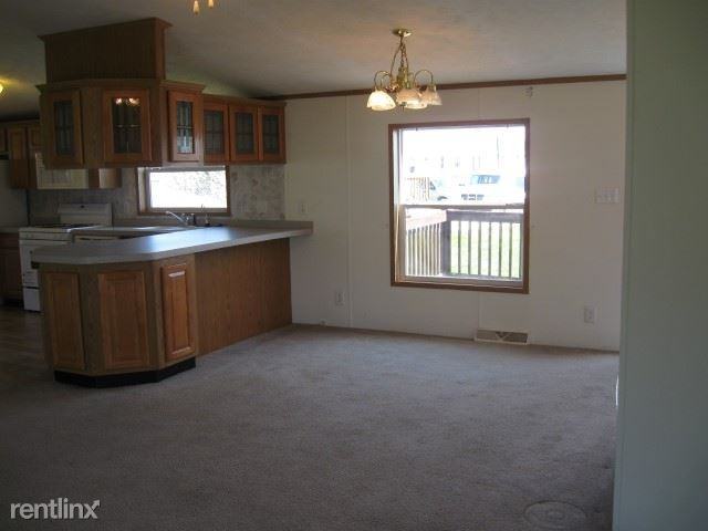 2616 Autumn Lake Dr - Photo 2 of 5