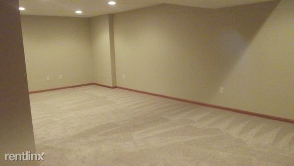 2316 Lake Woods Way - Photo 3 of 8