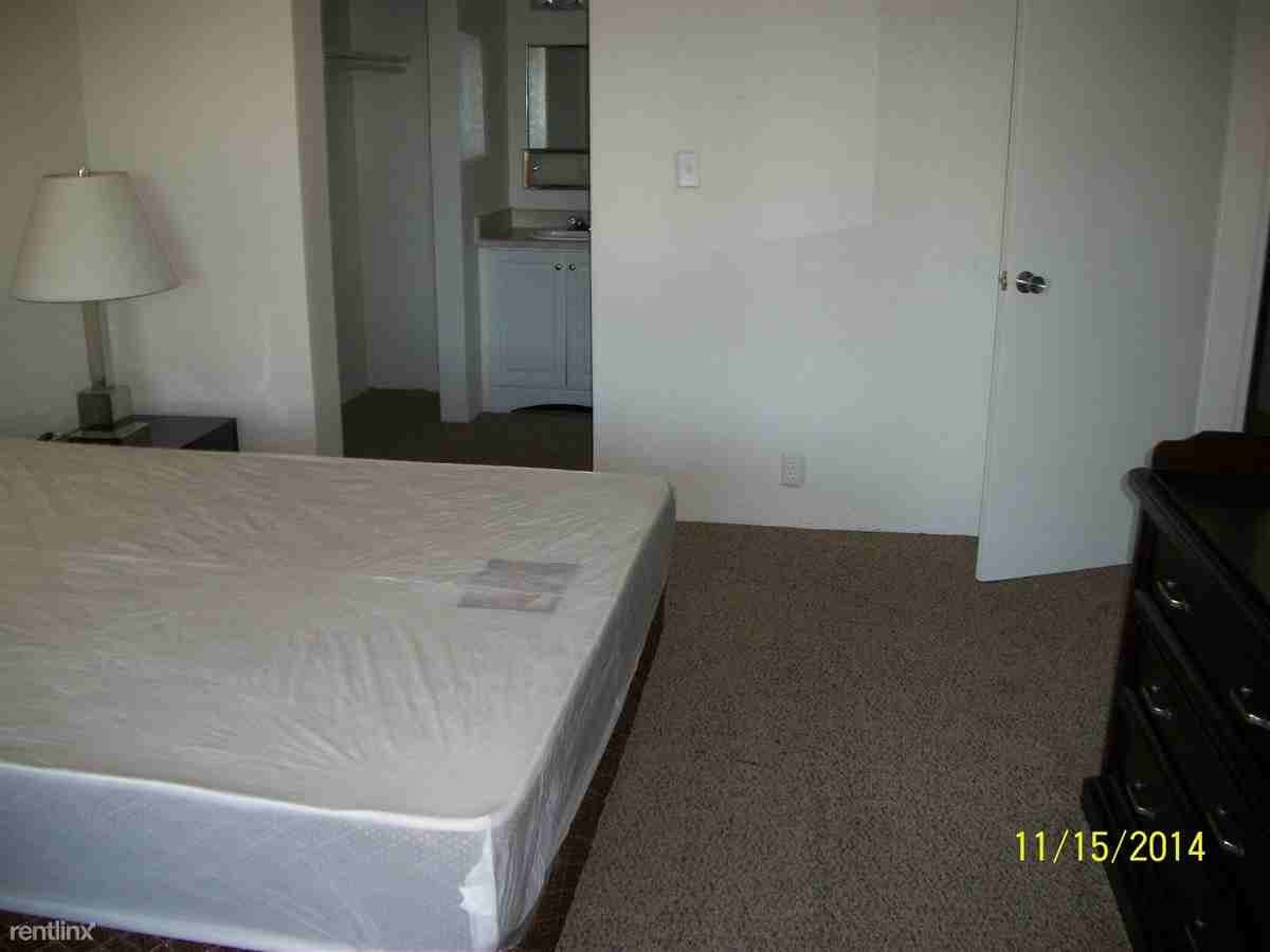 Siegel Suites St. Louis - Photo 3 of 9