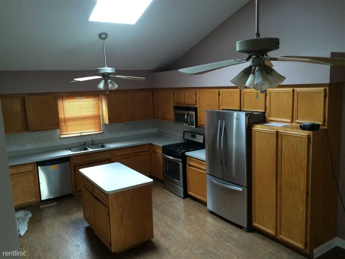 25631 S Middle Point Ave - Photo 3 of 5