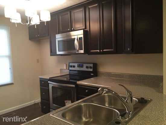167 Scott Ln - Photo 2 of 9