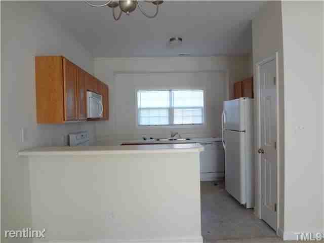 4622 Centrebrook Cir - Photo 3 of 9