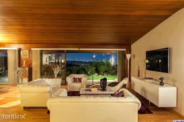 1944 Las Flores Dr - Photo 2 of 3