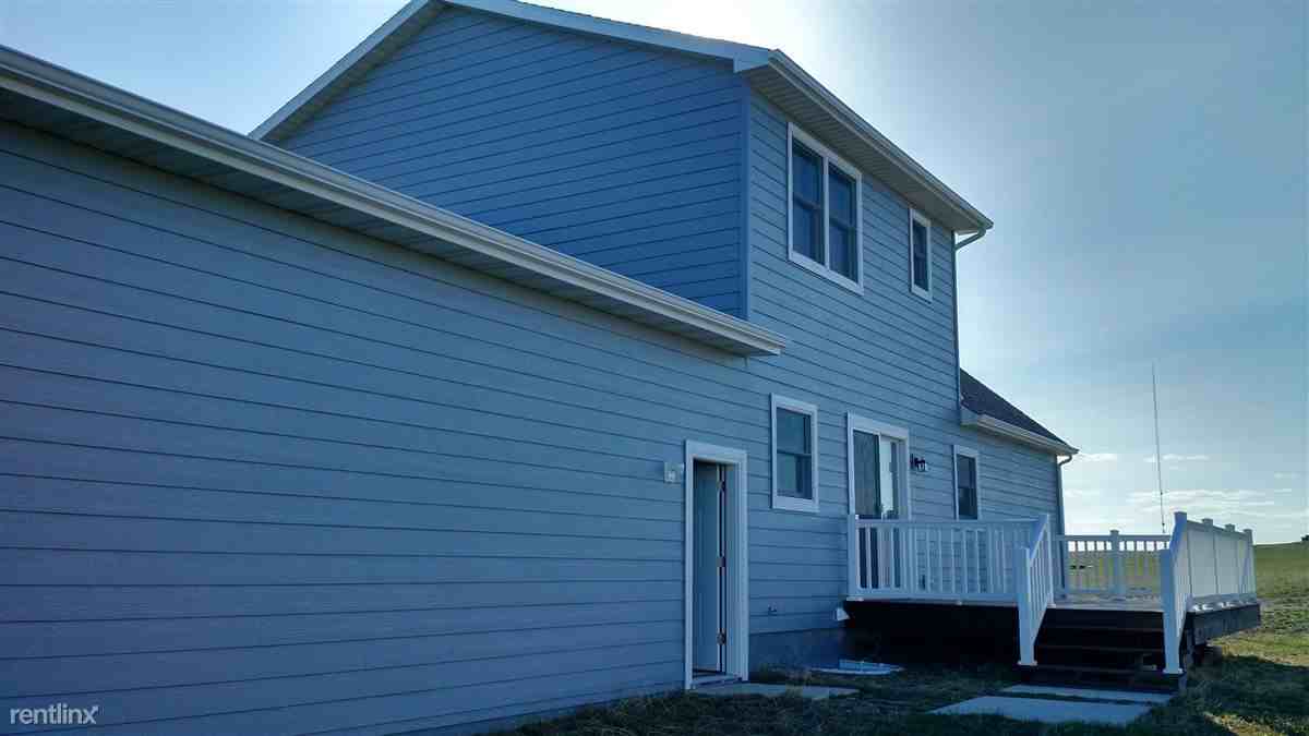 14745 Mortenson St - Photo 3 of 11