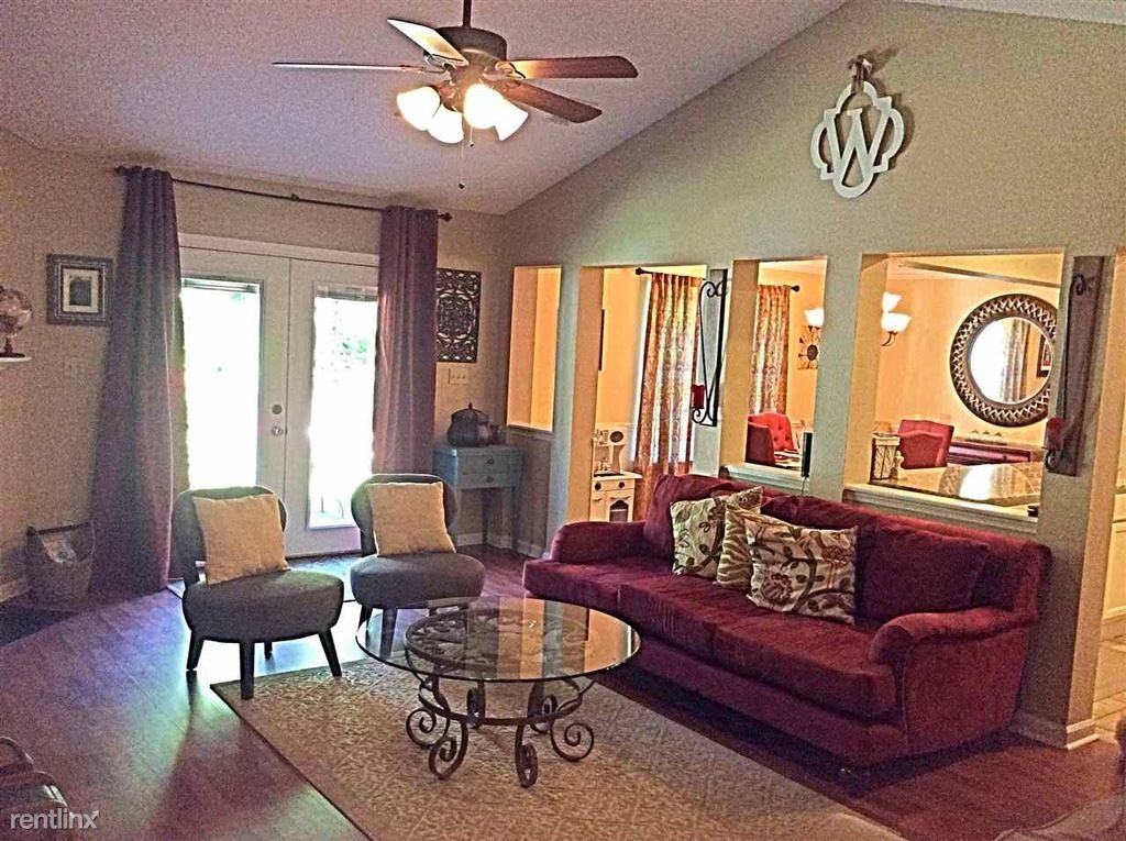 875 Violet St - Photo 3 of 9