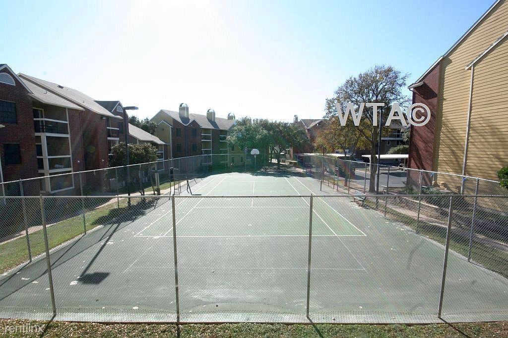 1070 Mearns Meadow Blvd - Photo 2 of 7