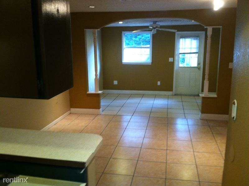 6218 Oak Cluster Cir - Photo 3 of 15