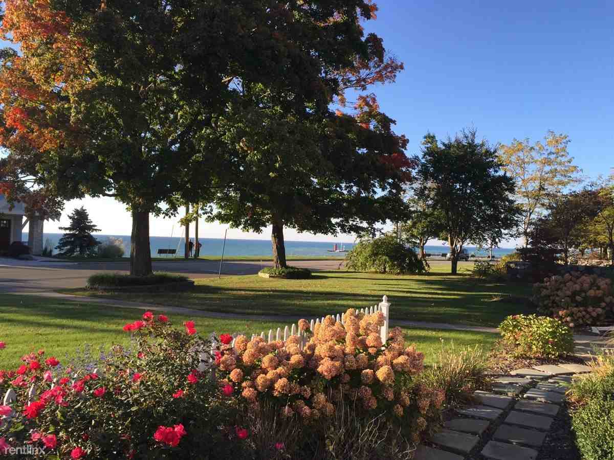 751 Monroe Blvd - Photo 2 of 5