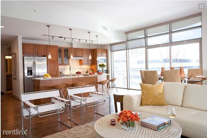 1400 McKinney - Photo 3 of 13