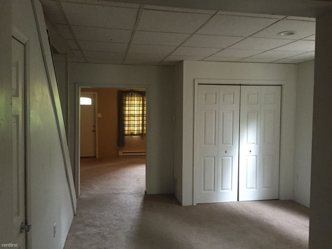 227 Nichols St - Photo 3 of 10