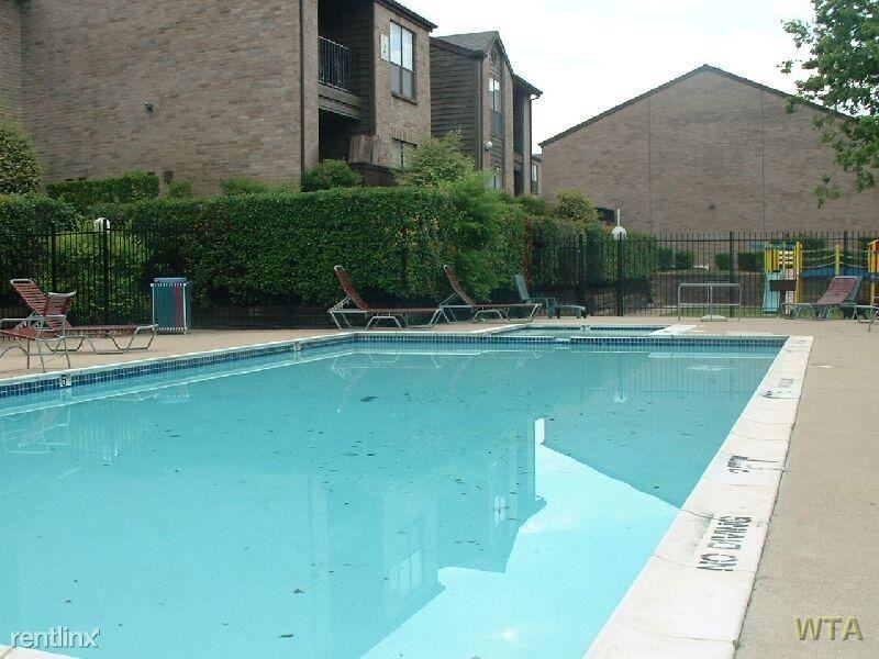 1601 E Anderson Ln - Photo 3 of 6