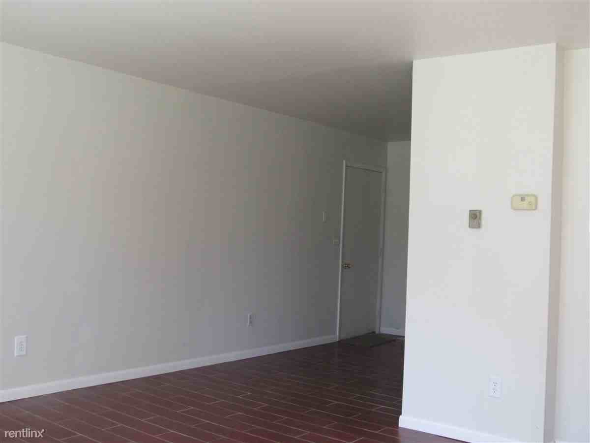 2874 S Sandstone Rd - Photo 3 of 12