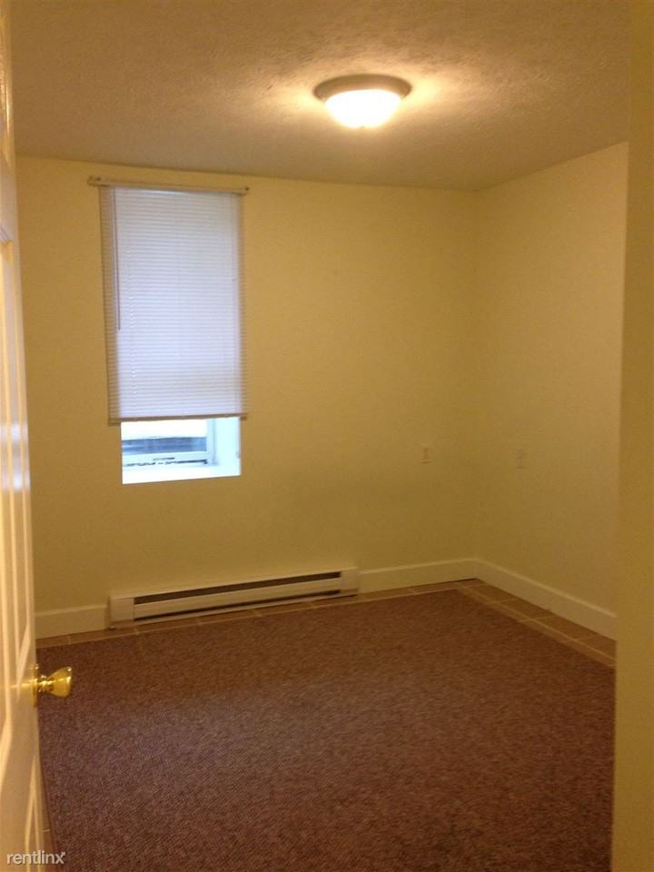 202 Snowberger Ln #3 - Photo 2 of 4