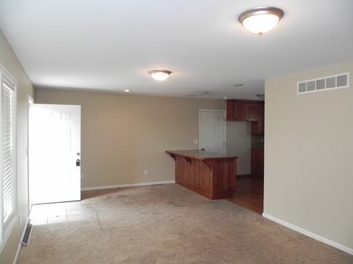 13513 Oak St - Photo 3 of 13