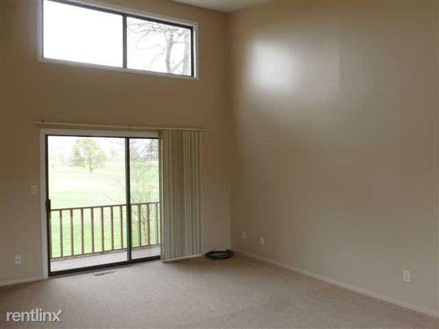 304 Fairway Cove - Photo 2 of 14