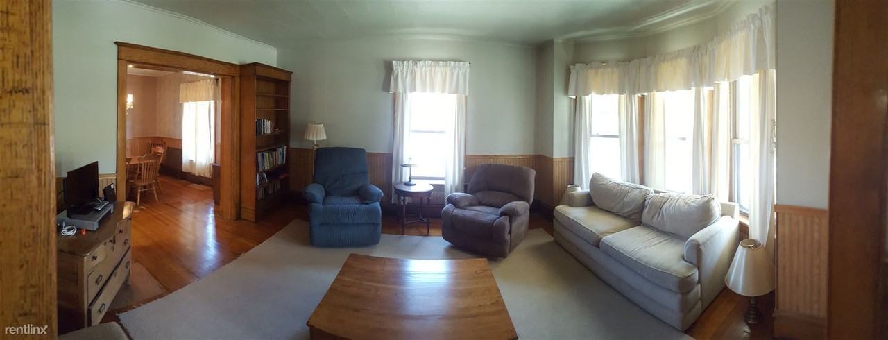 707 Cedar St - Photo 3 of 11