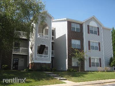 300 Waterdown Dr #4