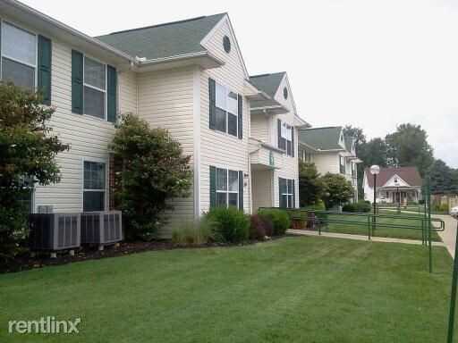 Jamestown Place - Photo 3 of 8